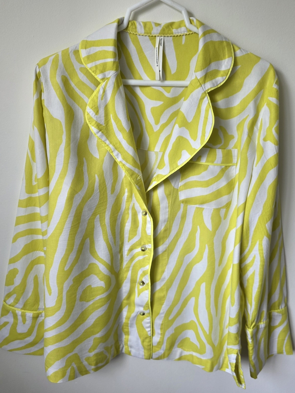 By Anthropologie Zebra Print Flannel Preppy Shirt PJ Top XS Citron Casual Chic - Picture 2 of 10